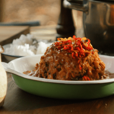 Coal Baked Vegan Cauliflower Curry recipe, cooked over fire, vegetarian bbq recipe, cauliflower curry recipe
